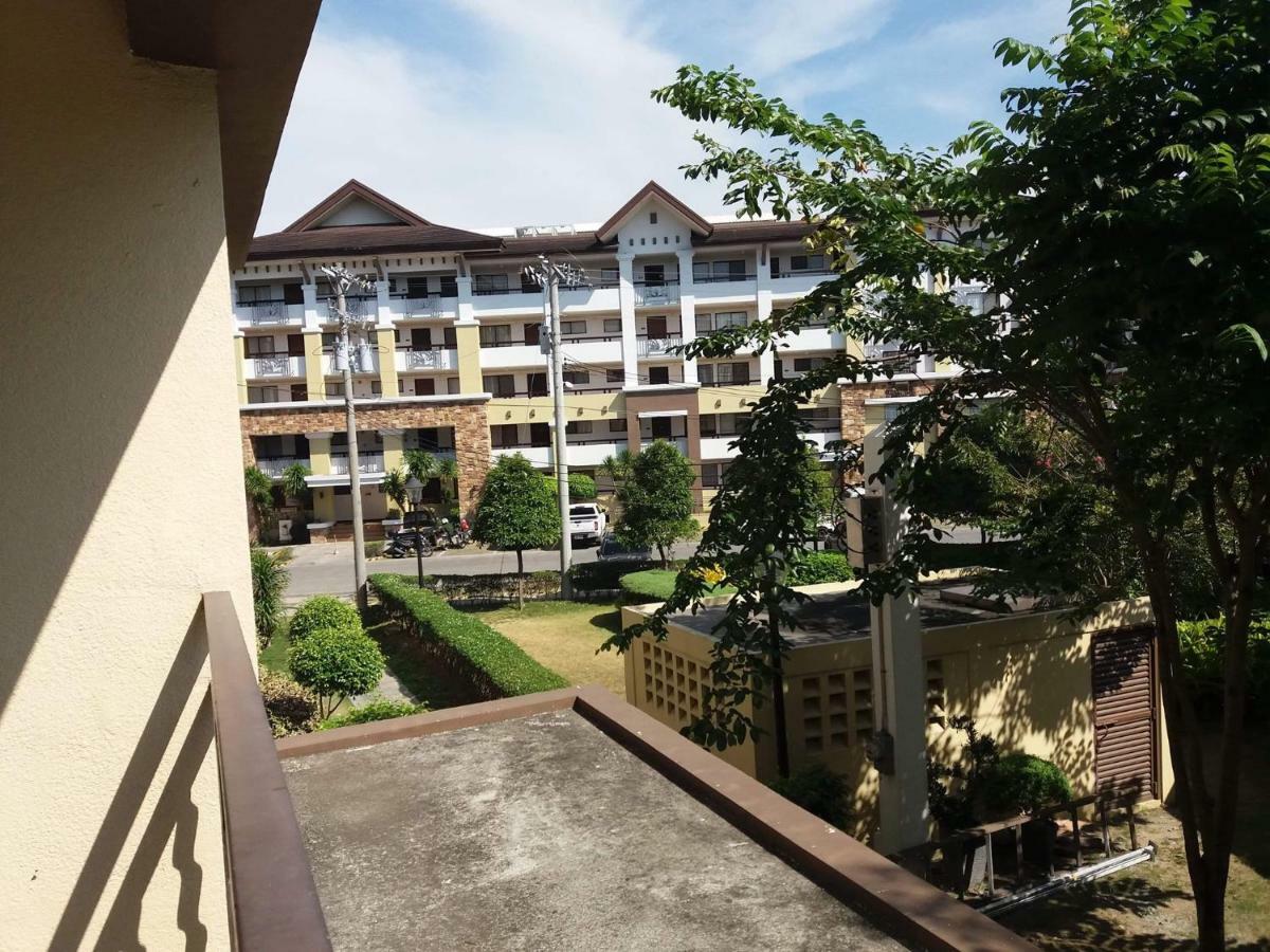 One Oasis A9 At The Back Of Sm Mall Davao City Eksteriør bilde